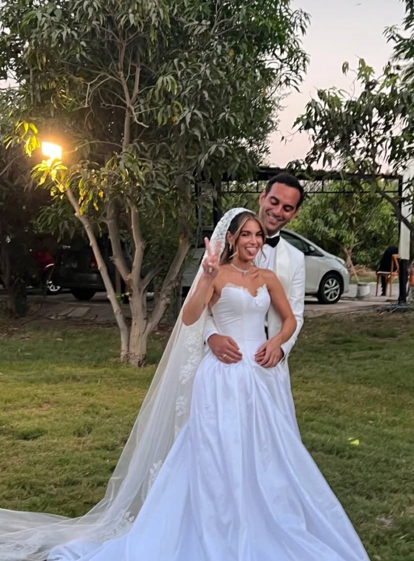 الصور الأولى من حفل زفاف الفنانة هاجر السراج