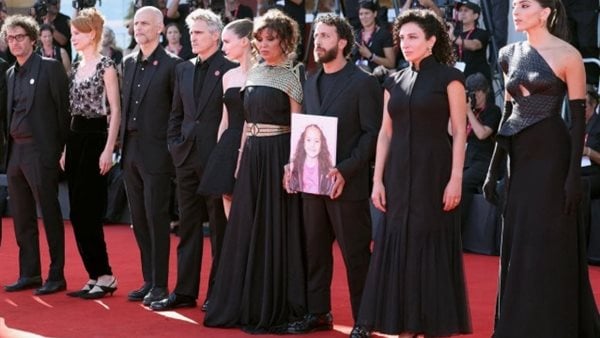 أبرز لقطات حفل ختام جوائز مهرجان فينيسيا في دورته الـ 82