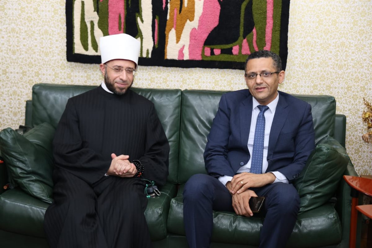 وزير الأوقاف يشارك في صالون لجنة الشئون العربية 