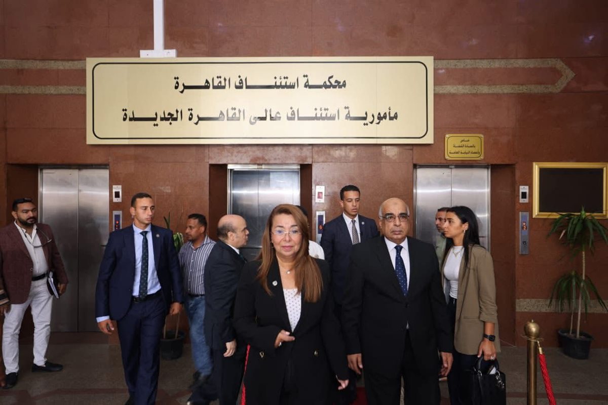 وزير العدل يفتتح غرفتين مؤمنتين مُخصصتين للمرأة ضحية العنف بمحكمة القاهرة الجديدة