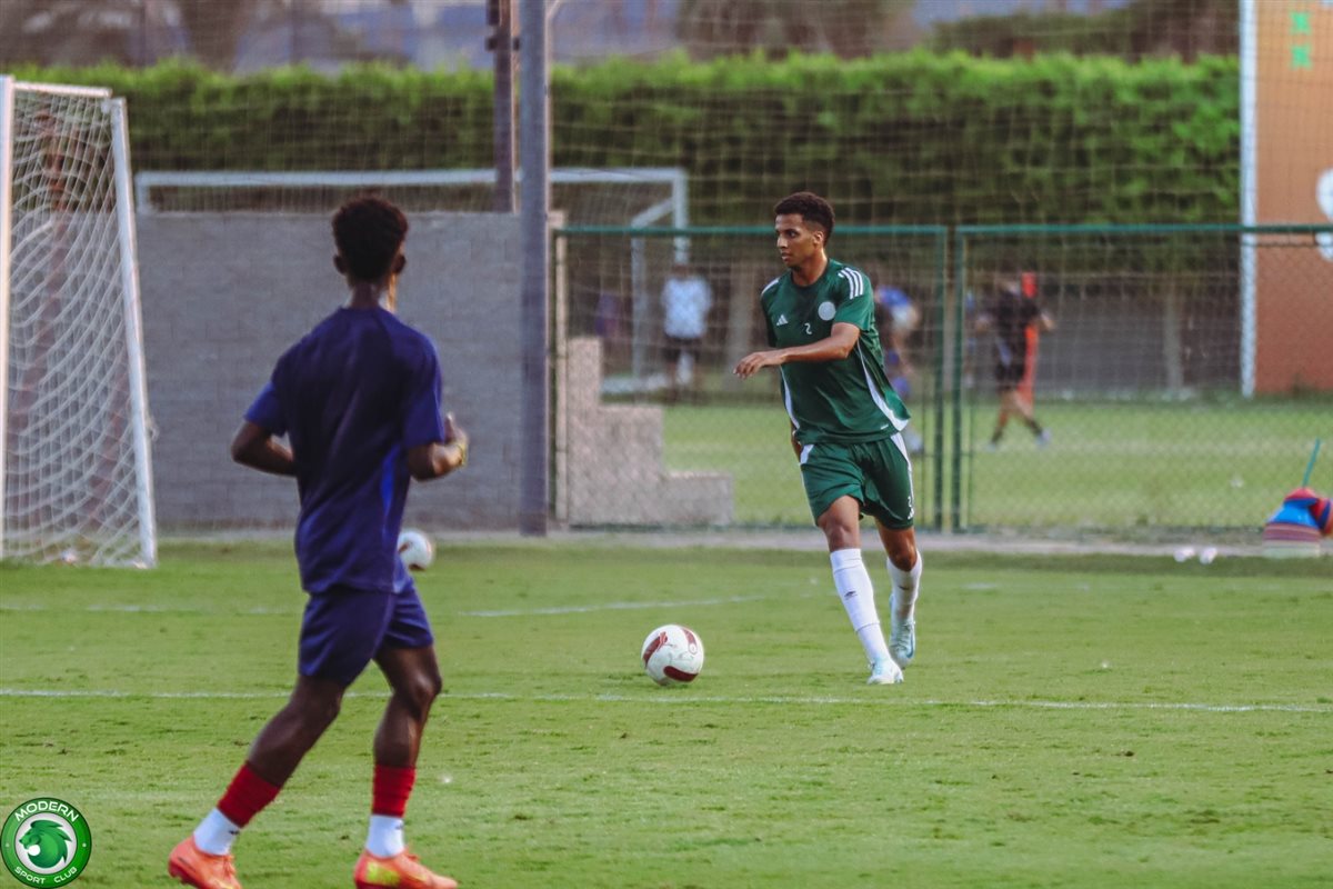 مواجهة مودرن سبورت حطين السعودي