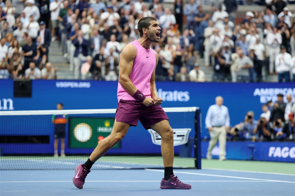 ألكاراز بطلًا لبطولة أمريكا المفتوحة 2025 بعد التفوق على يانيك سينر