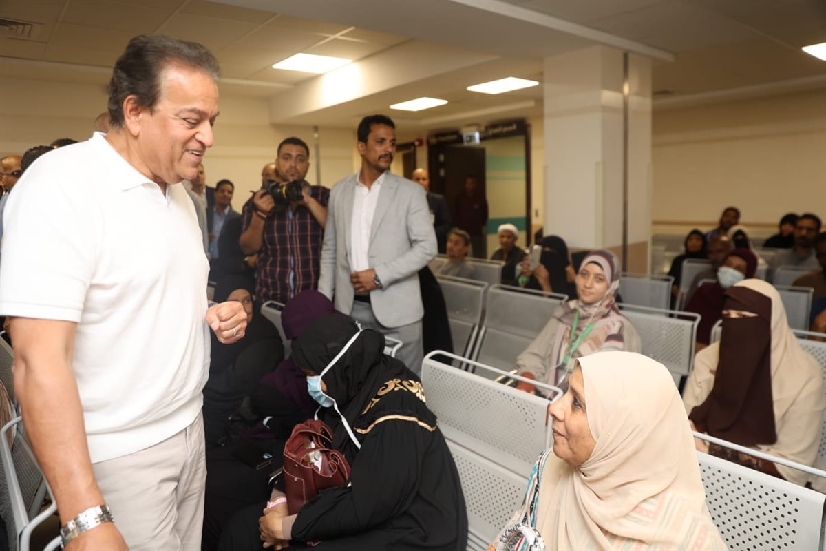وزير الصحة بمسشفى أورام الأقصر