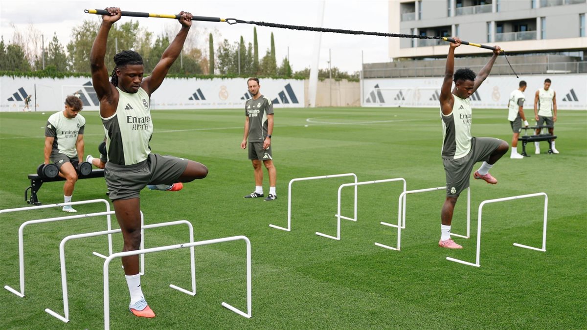 بيلينجهام وكامافينجا يشاركان جزئيًا في مران ريال مدريد اليوم الإثنين