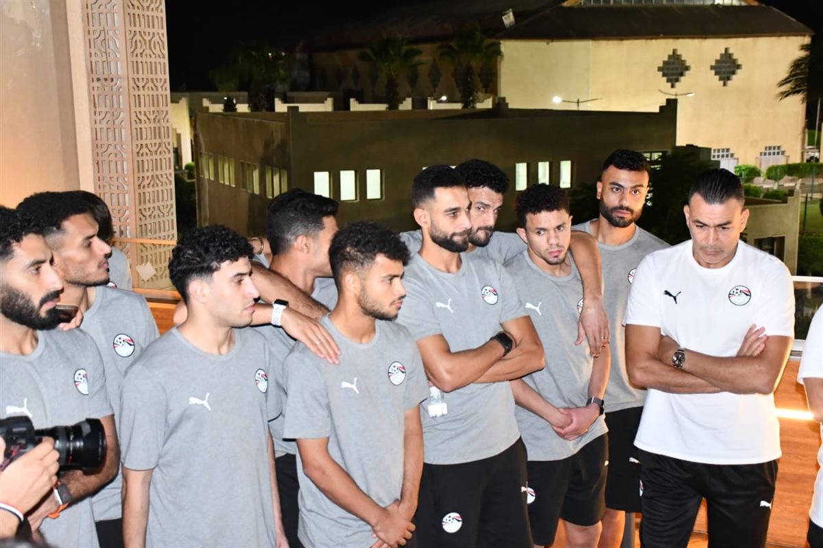 زيارة وزير الرياضة ومحافظ الإسماعيلية لمعسكر منتخب مصر الثاني (2)