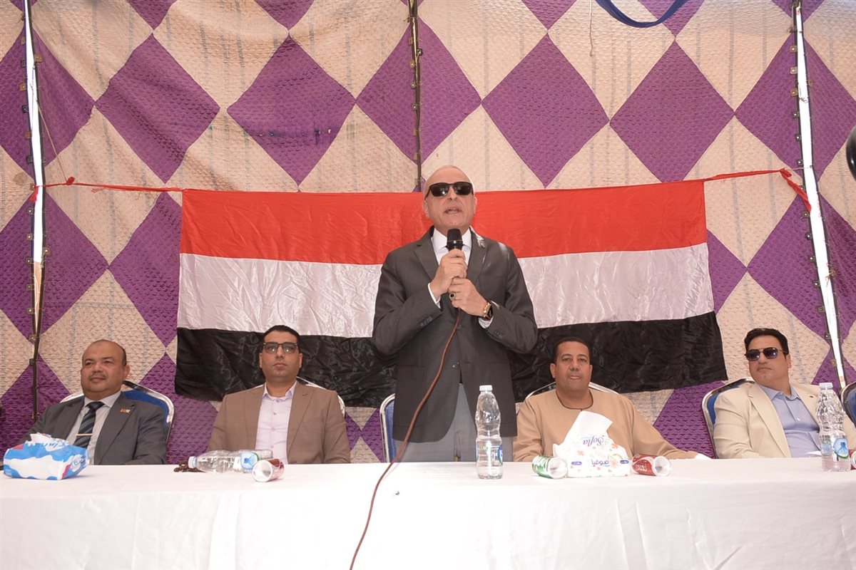 محافظ الأقصر يسلم شقق الطود للأهالي بعد طول إنتظار