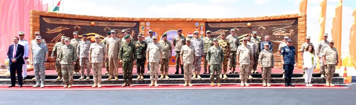 النجم الساطع 2025 