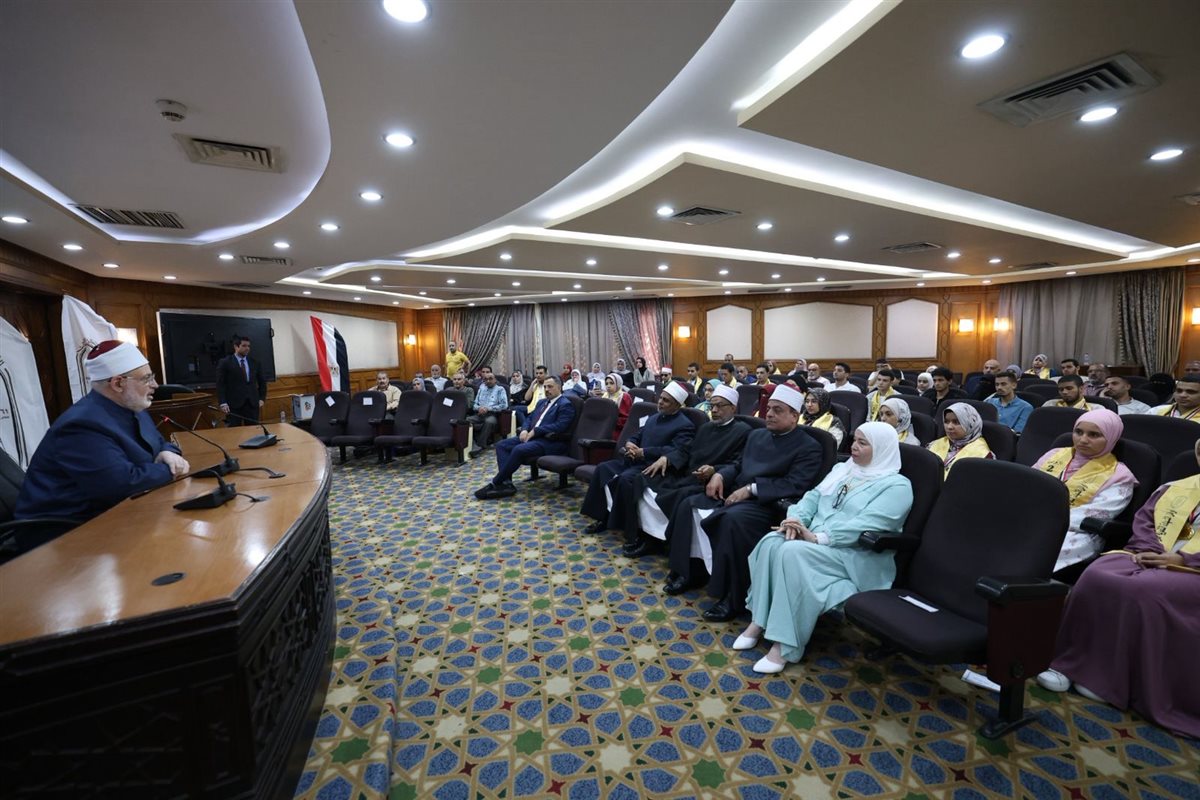 تكريم أوائل الثانوية الأزهرية