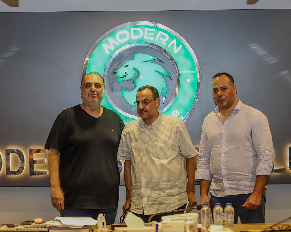 وليد دعبس مع النقاد الرياضيين 