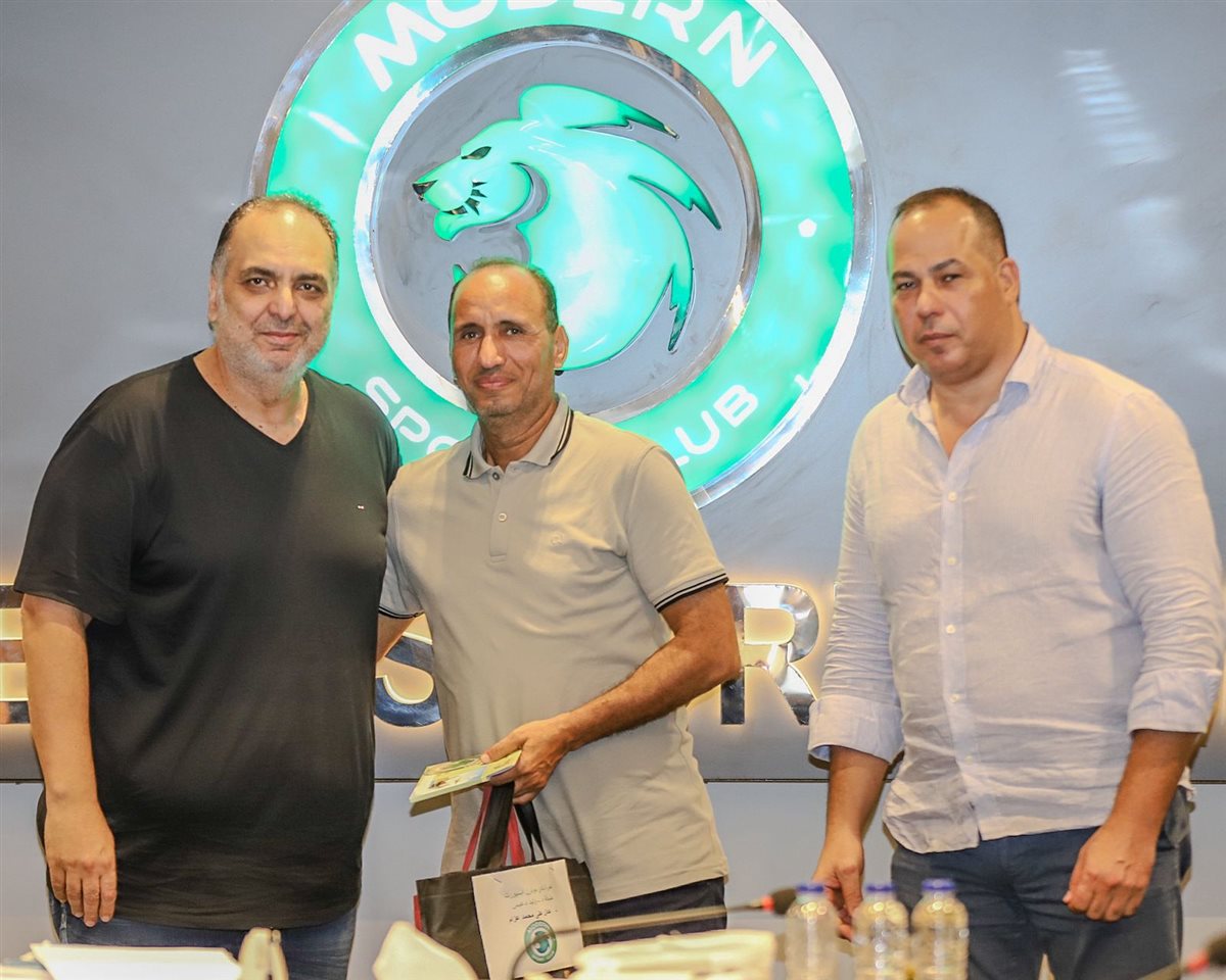 وليد دعبس مع النقاد الرياضيين 