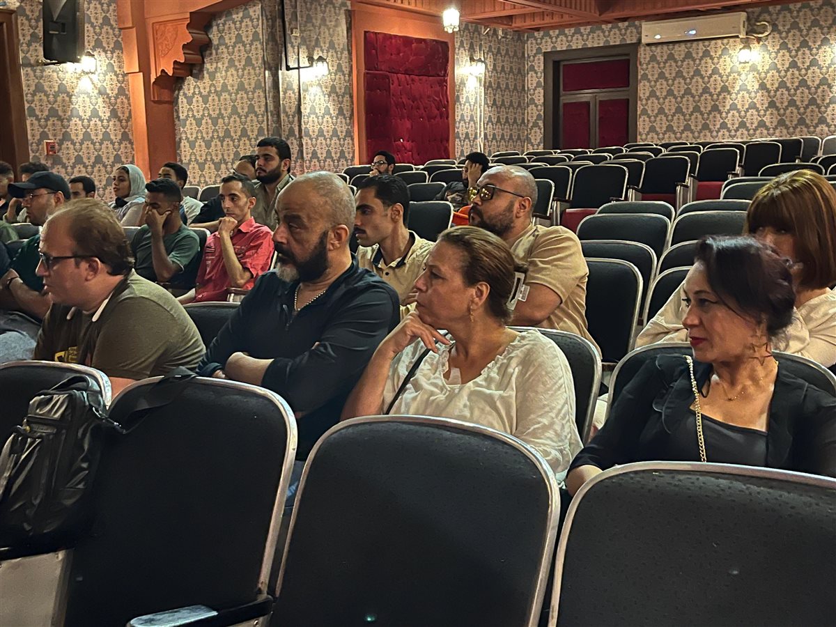 لقطات من لقاء أشرف زكي مع الفرق المستقلة