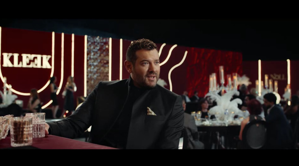 عمرو يوسف من برومو السلم والثعبان 2