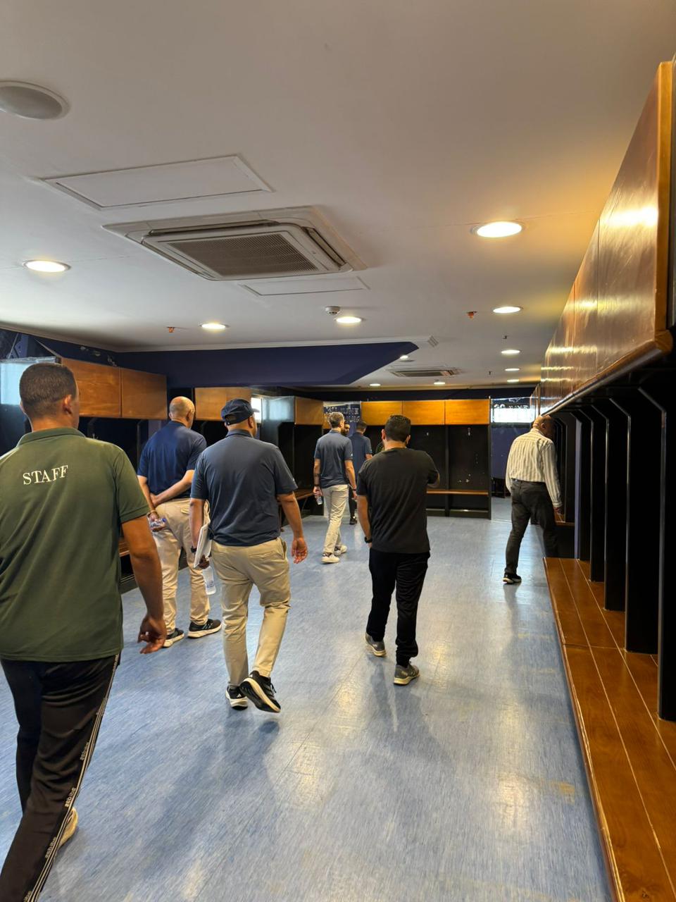 <strong>وفد فيفا يعاين ملعب الدفاع الجوي استعدادًا لمباراة بيراميدز وأوكلاند سيتي </strong>