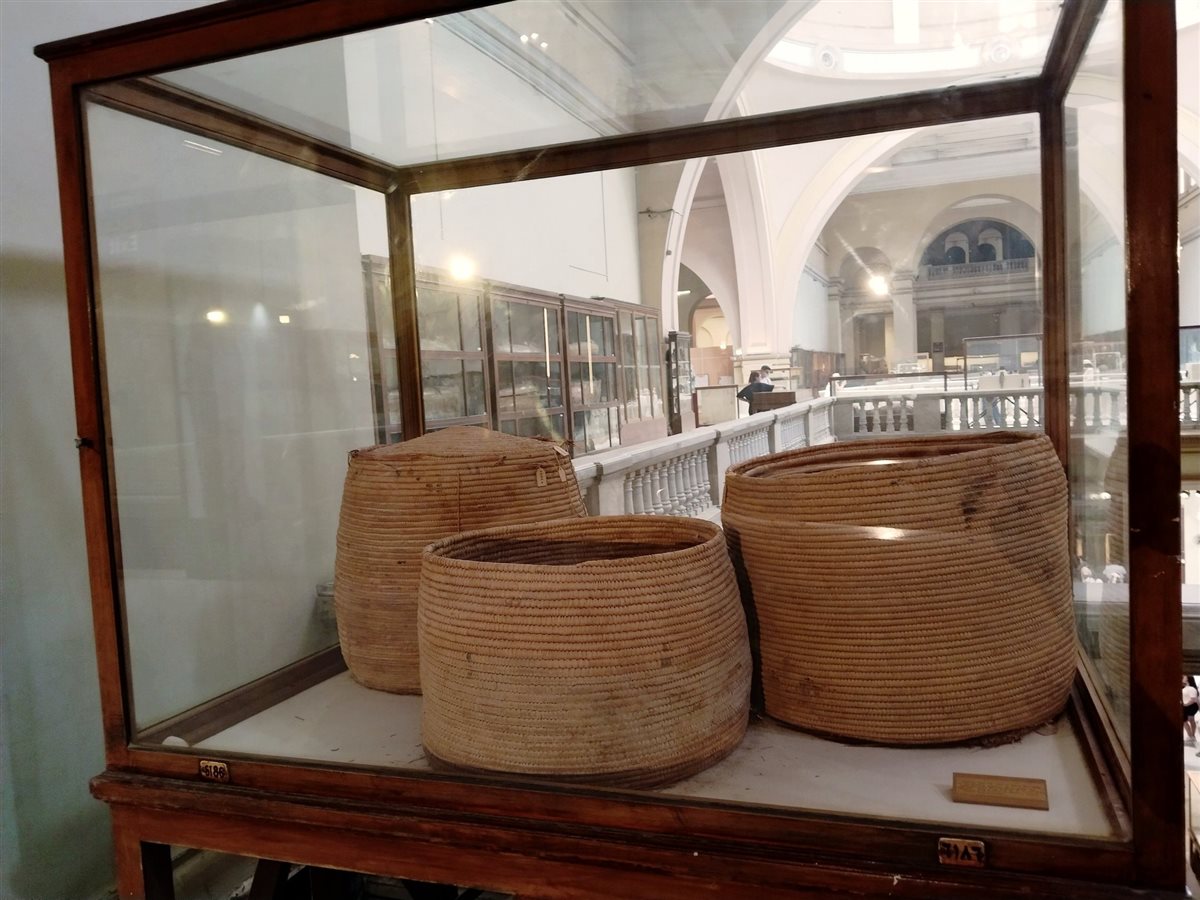  مقتنيات نادرة من مقبرة الملكة ميريت آمون 