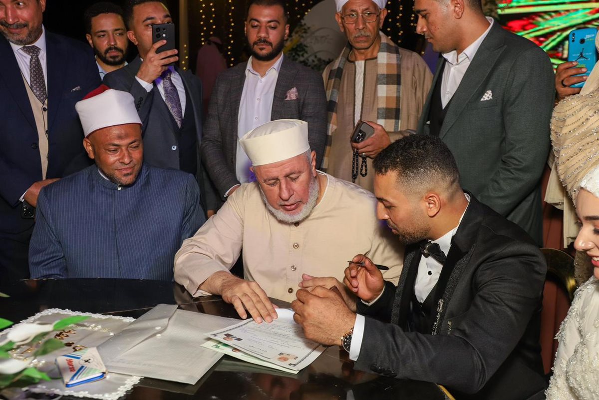 الزميل محسن سليمان يحتفل بزفافه بحضور محافظ القاهرة ومرتضى منصور ود عمرو خالد (28)