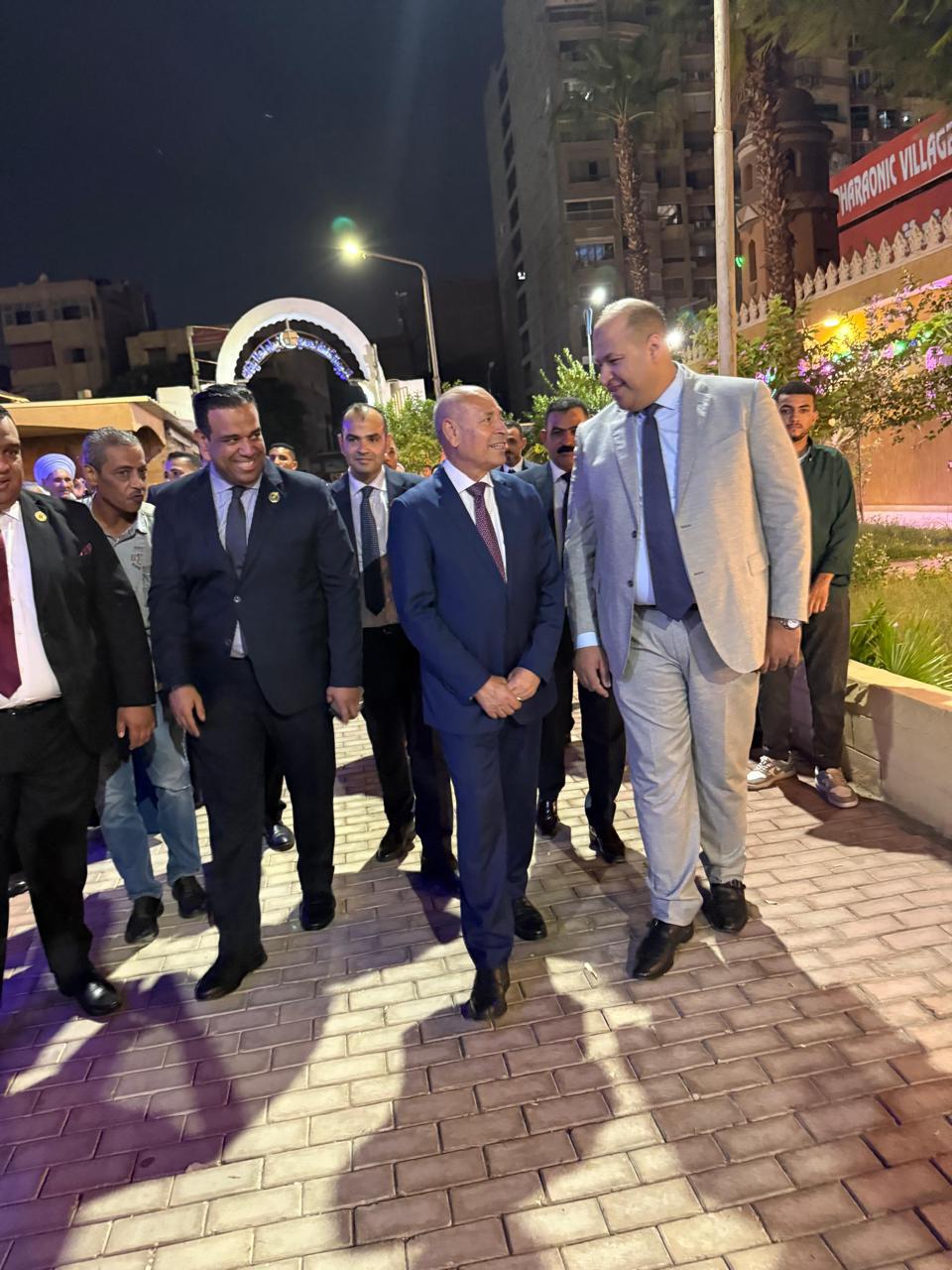 الزميل محسن سليمان يحتفل بزفافه بحضور محافظ القاهرة ومرتضى منصور ود عمرو خالد (50)