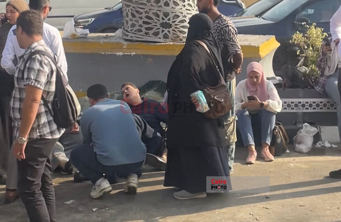 حادث تصادم أتوبيس علي محور المشير (3)