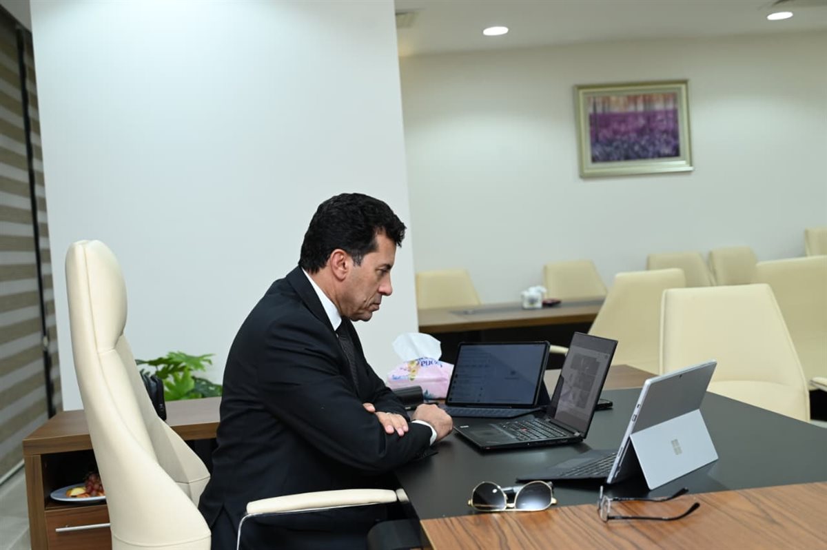 وزير الرياضة