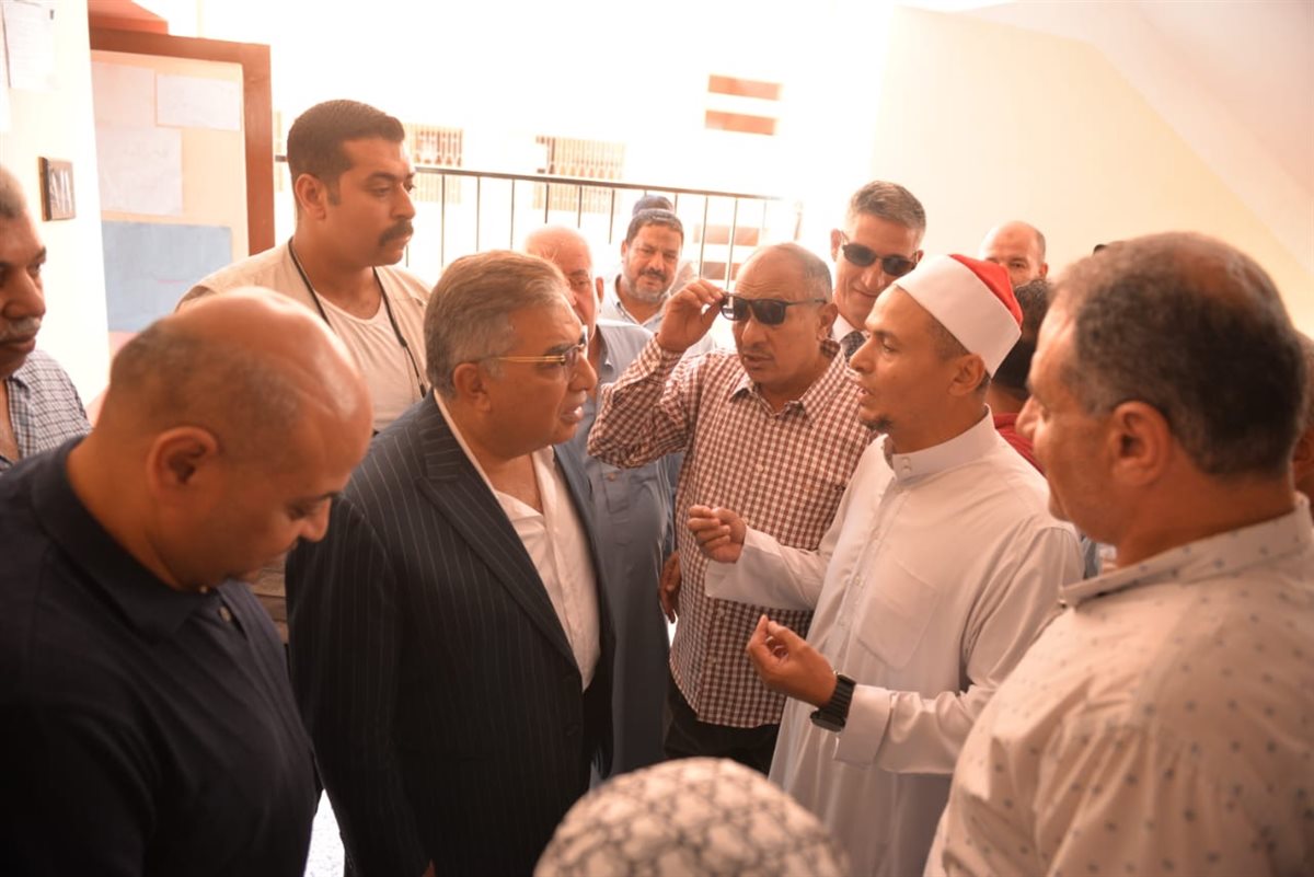 جولة المحافظ