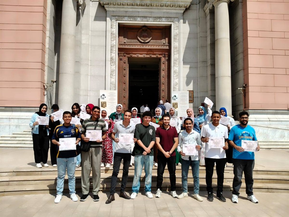 المتحف المصري بالتحرير يحتفل بتخريج دفعة التدريب الصيفي لطلاب الآثار والإرشاد السياحي