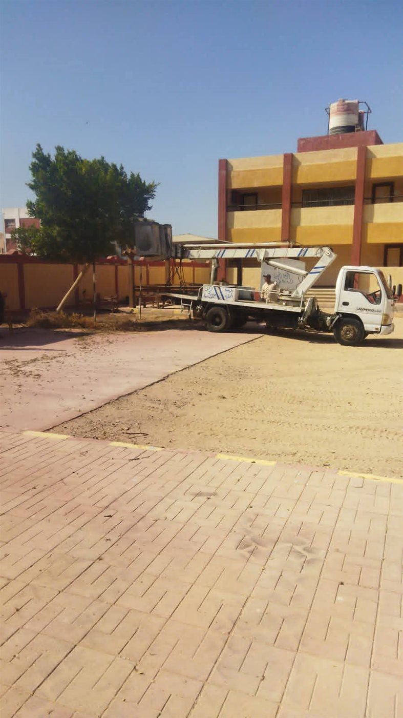 جانب من حملات النظافة