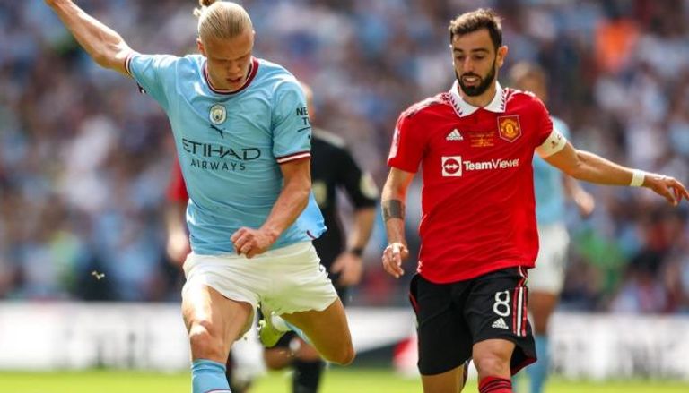 القنوات الناقلة لمشاهدة مباراة مانشستر سيتي ضد مانشستر يونايتد بث مباشر الآن