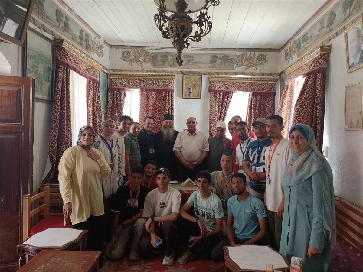 أوائل الجمهورية في الثانوية الأزهرية يزورون دير سانت كاترين