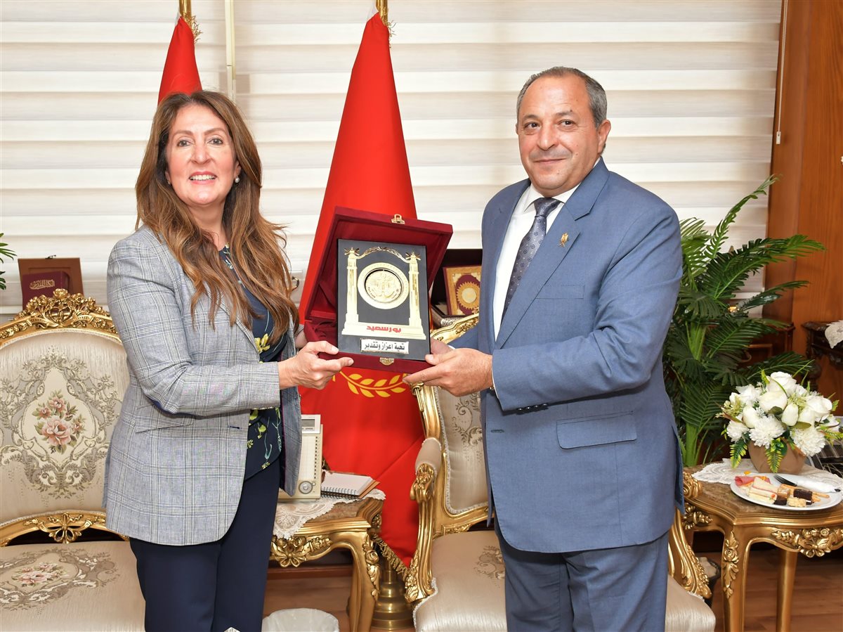 محافظ بورسعيد يستقبل سفيرة الولايات المتحدة الأمريكية 