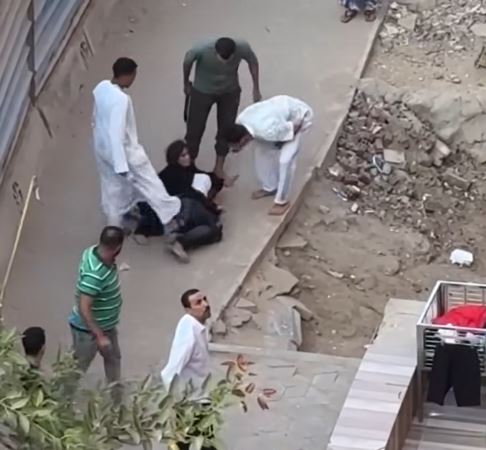 التعدي على شاب بالهرم