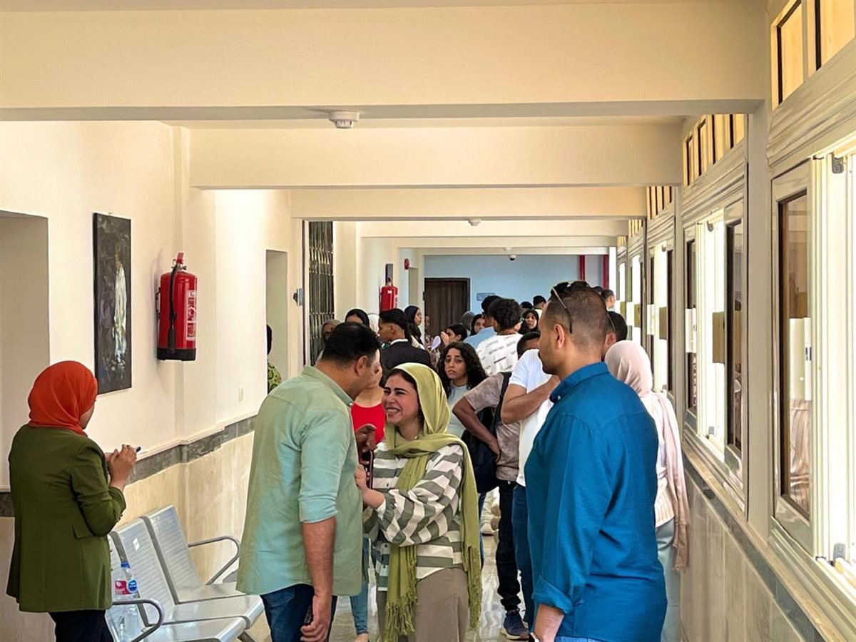 الكشف الطبي بجامعة الأقصر الأهلية