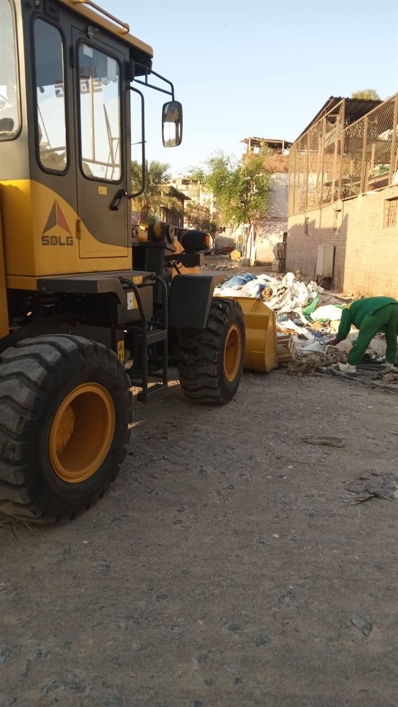 حملات نظافة بمحيط مدارس الغردقة 