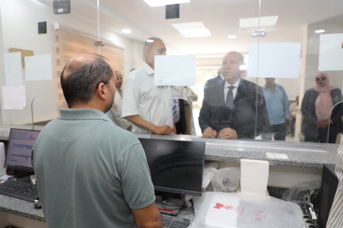 جانب من زيارة المحافظ