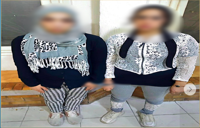 القبض علي 5 سيدات لقيامهم لاستخدام تطبيق هاتفي لإعلان ممارسة الدعارة بمقابل مادي