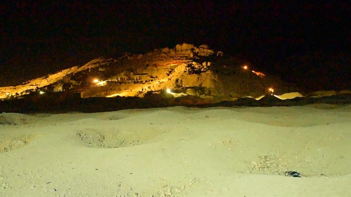 الأقصر تتزين لإستقبال الملوك