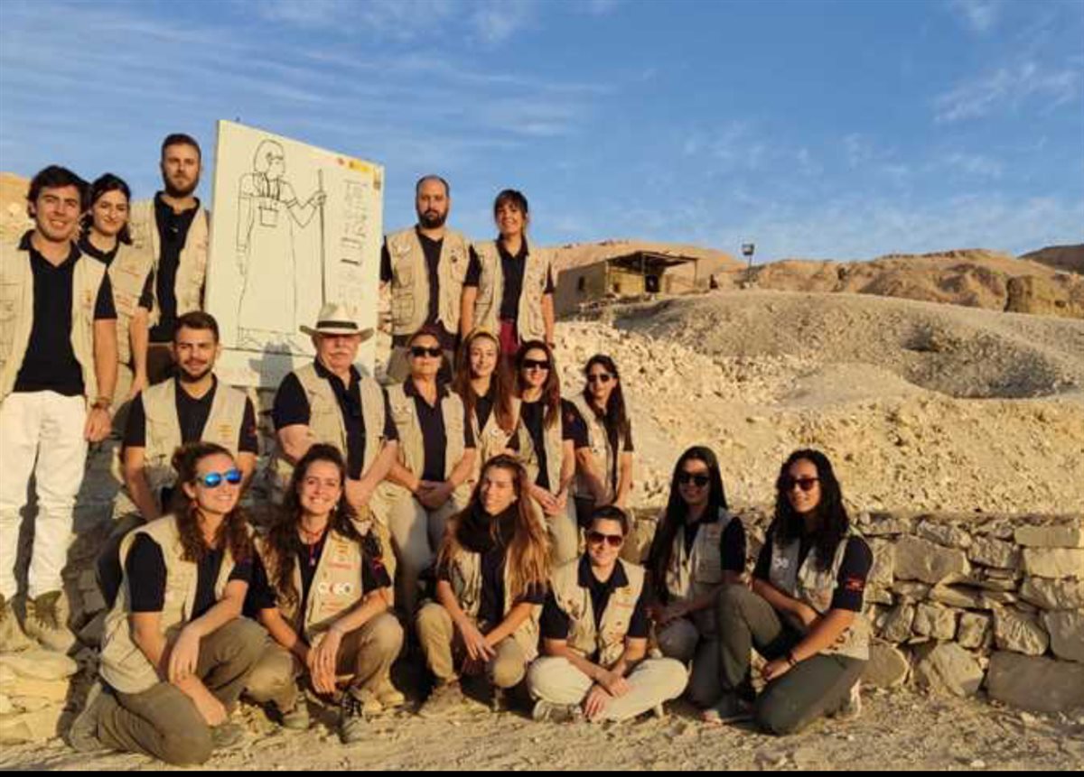 البعثات الأثرية الإسبانية في الأقصر