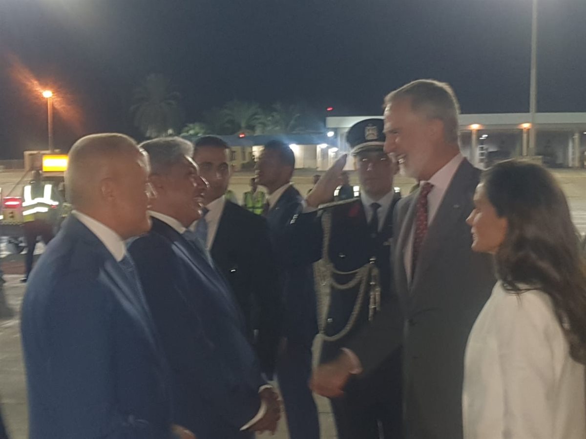 ملك وملكه اسبانيا يصلان الأقصر