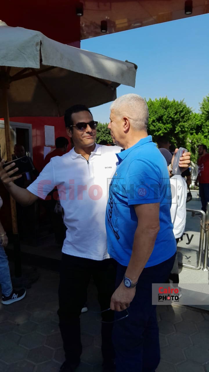 أحمد شوبير يصل الأهلي للإدلاء بصوته في الجمعية العمومية للأهلي