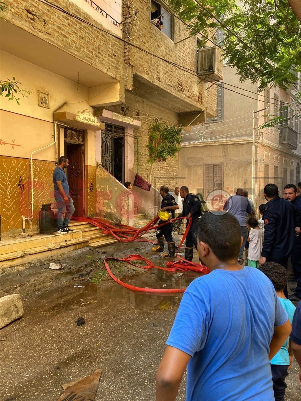 حريق بسطح أحد العقارات السكنية بالأقصر