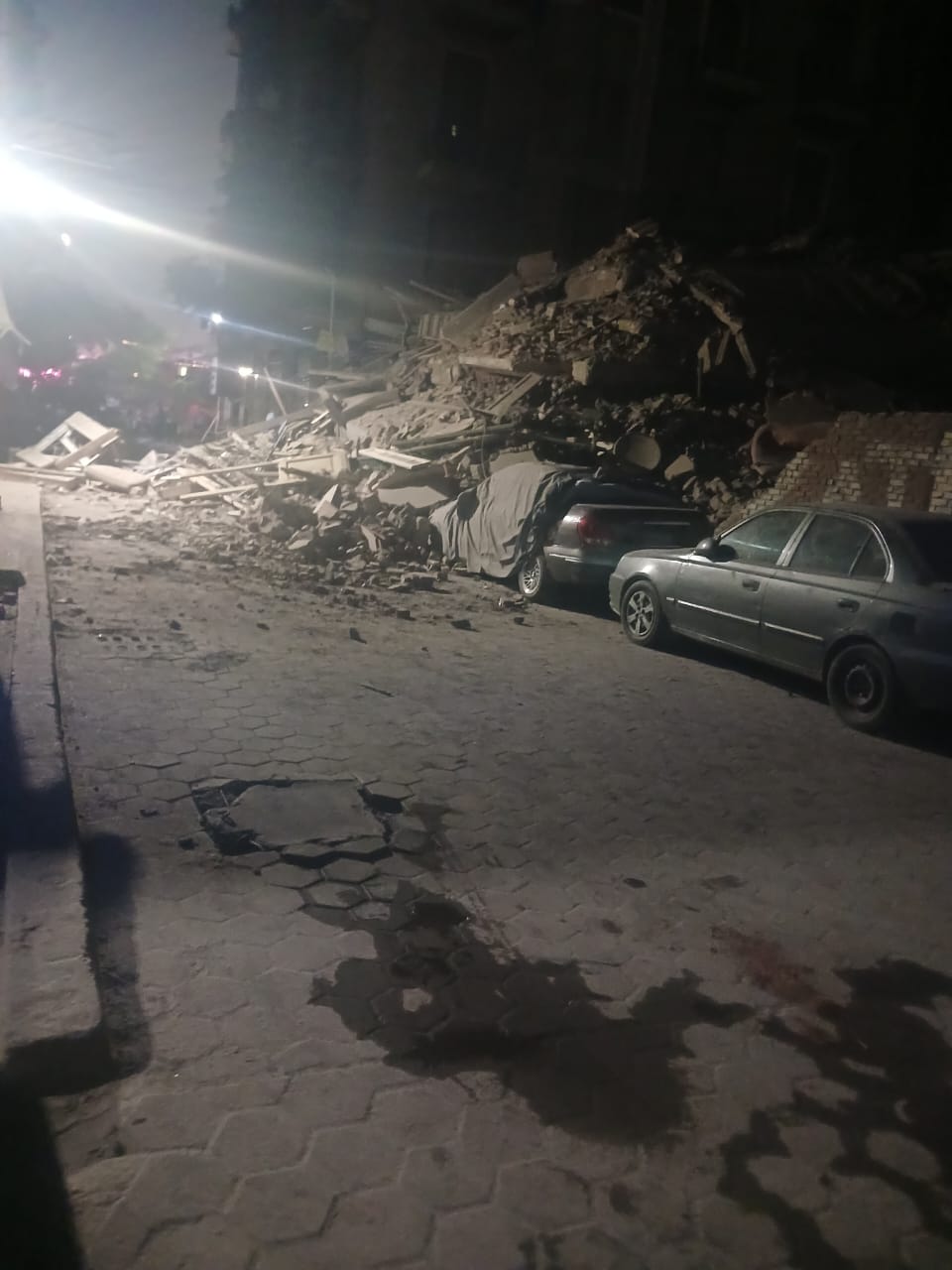 عقار باب الشعرية المنهار