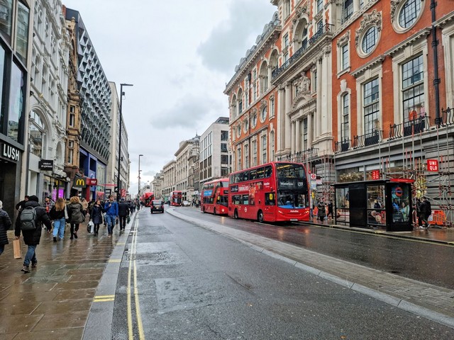 لندن تخطط لتحويل شارع أوكسفورد إلى منطقة مشاة