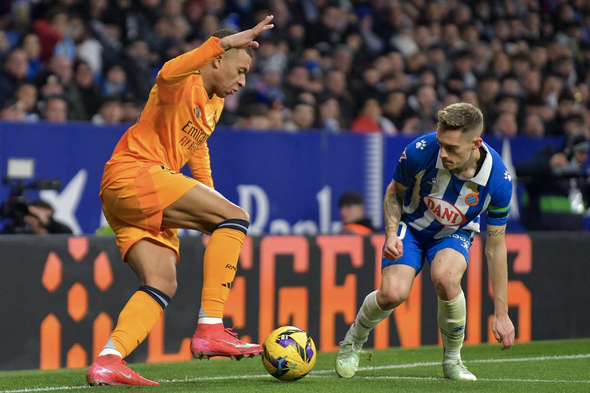 بث مباشر مباراة ريال مدريد وإسبانيول اليوم