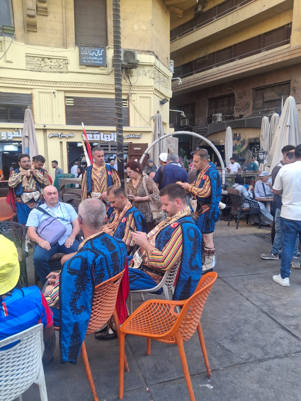 <strong>صورة للفرقة</strong>