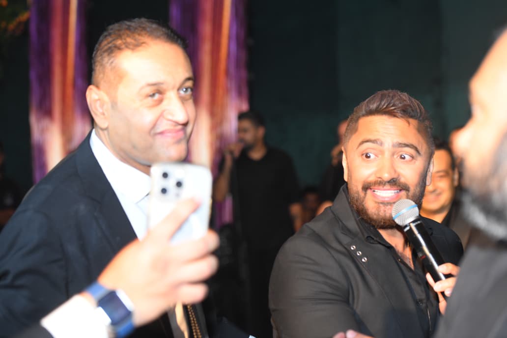 تامر حسني يشعل حفل زفاف نجل داليا مطر