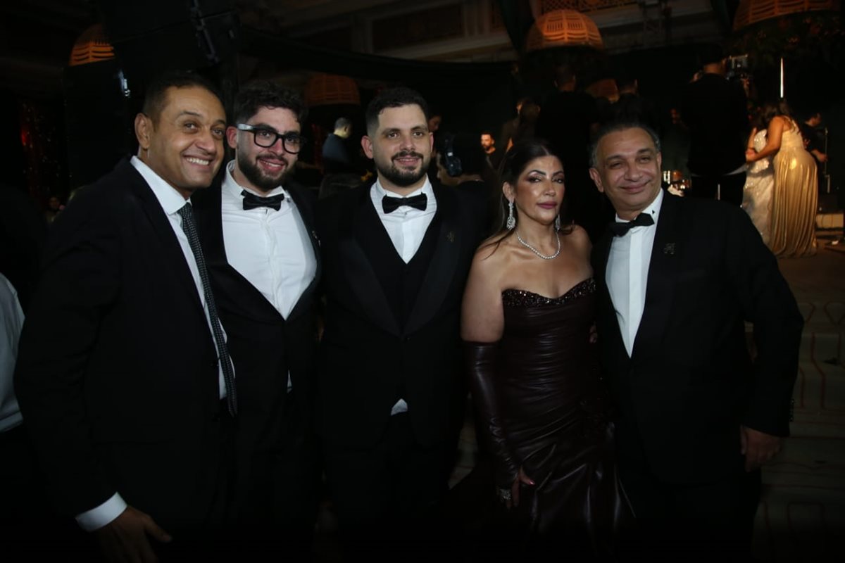 داليا مطر ونجلها