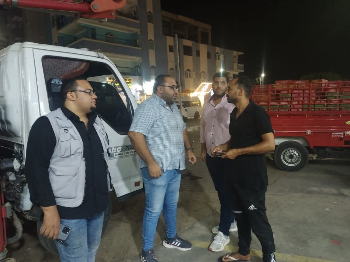 حملة ليلية لازالة الاشغالات ومصادرة الشيشة في الوادى الجديد