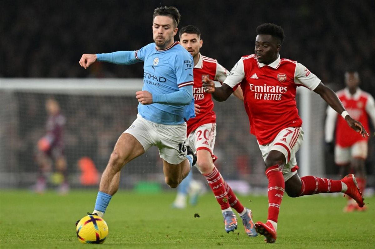 القنوات الناقلة لمشاهدة بث مباشر مباراة أرسنال ضد مانشستر سيتي اليوم