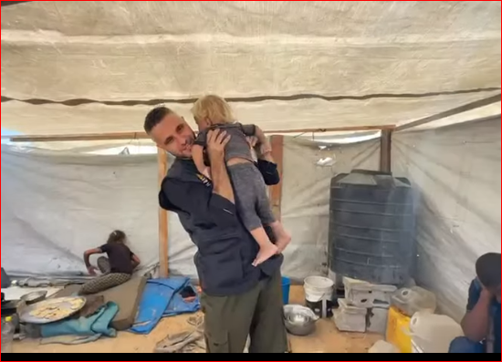 اللجنة المصرية تنقذ الطفل جدوع وشقيقه