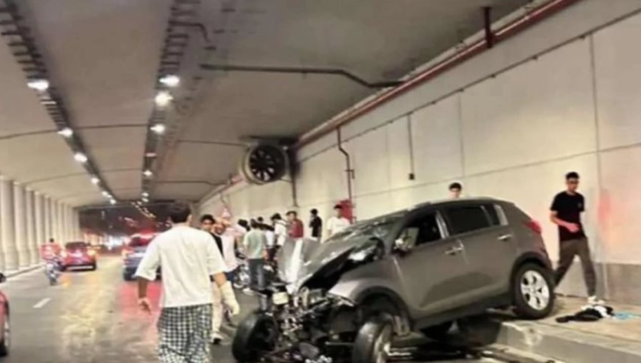 حادث السيارة