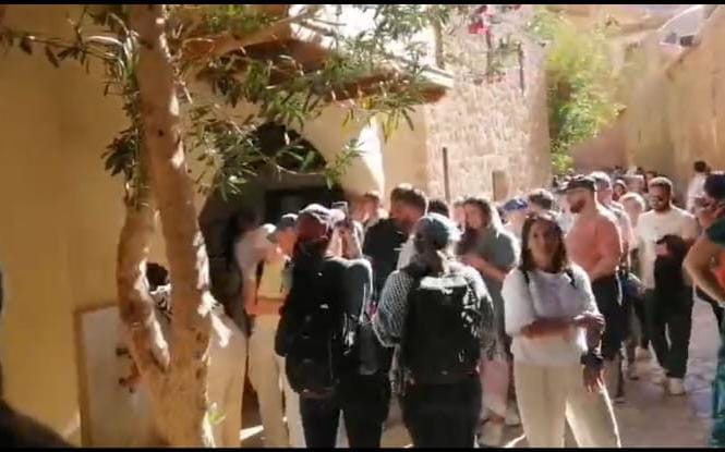 إقبال كبير من السائحين على مدينة سانت كاترين 