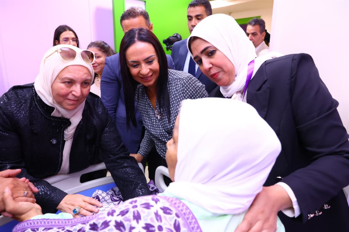 وزيرة التضامن خلال الافتتاح